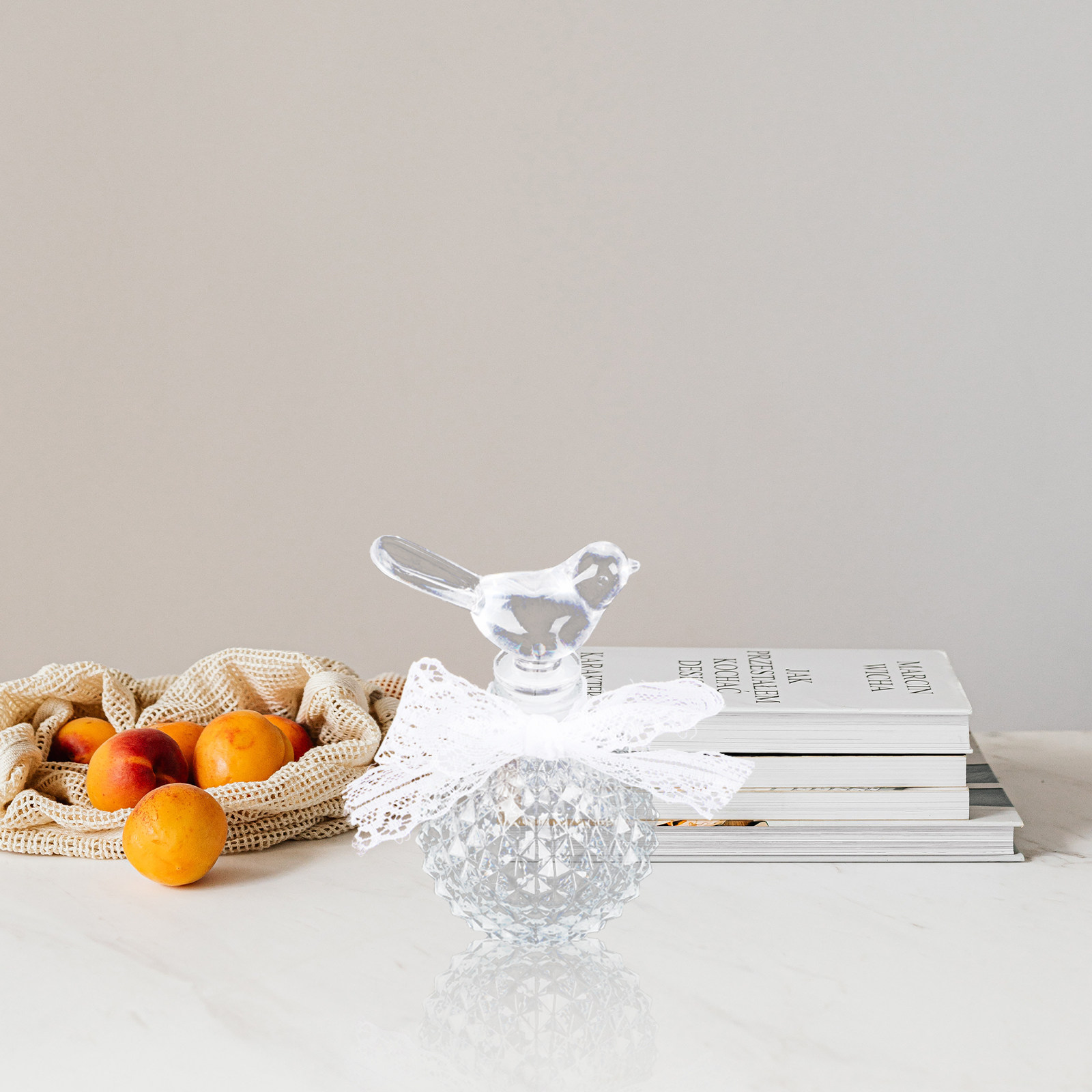 Home Fragrance - Şeffaf Kabartmalı Cam Parfüm Şişesi, Ev