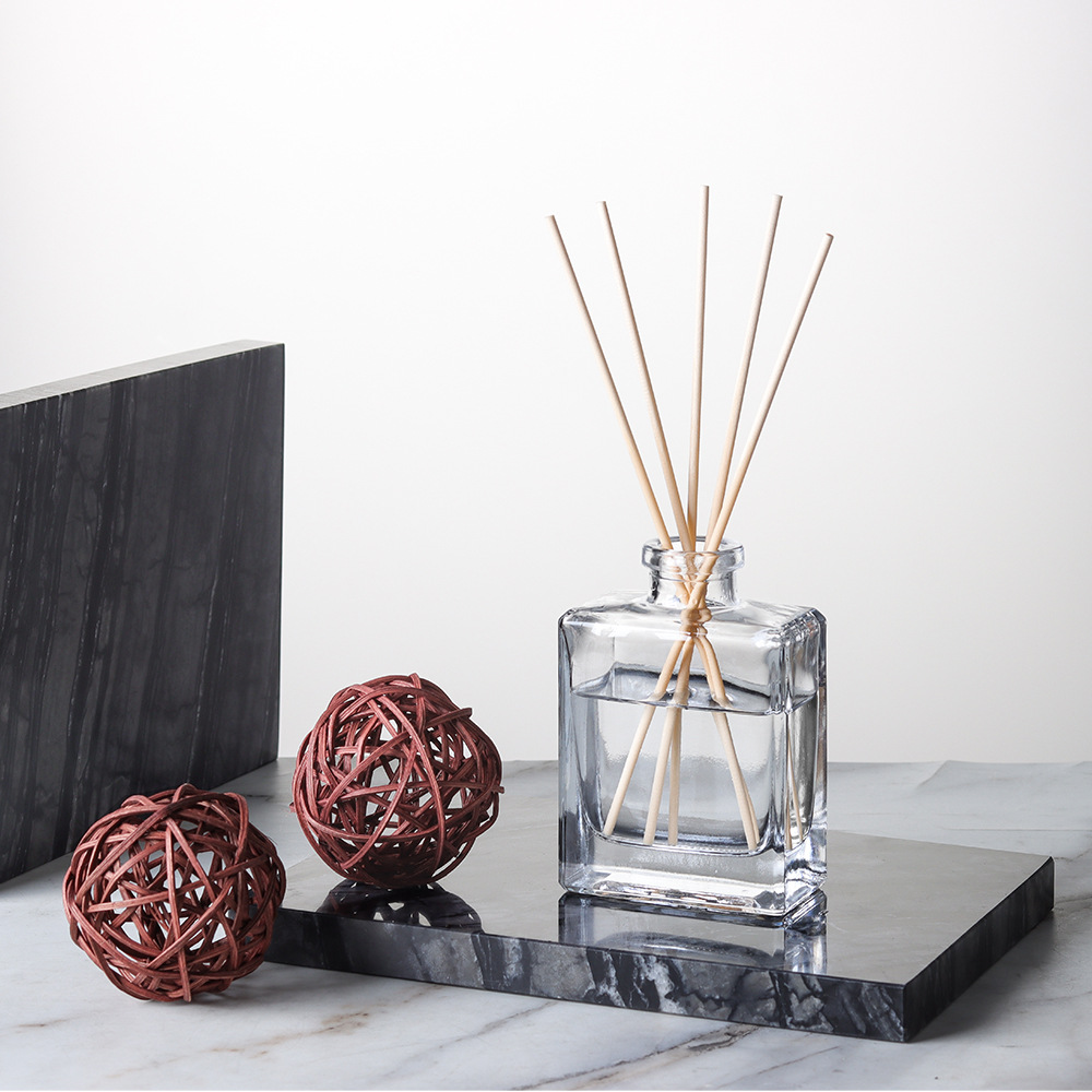 Modern sade kare cam aromatera - Home Fragrance Japan incelemesi ve fiyatı