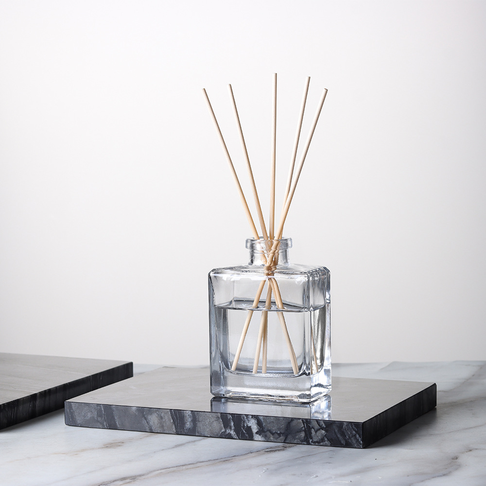 Modern sade kare cam aromatera - Home Fragrance Japan incelemesi ve fiyatı